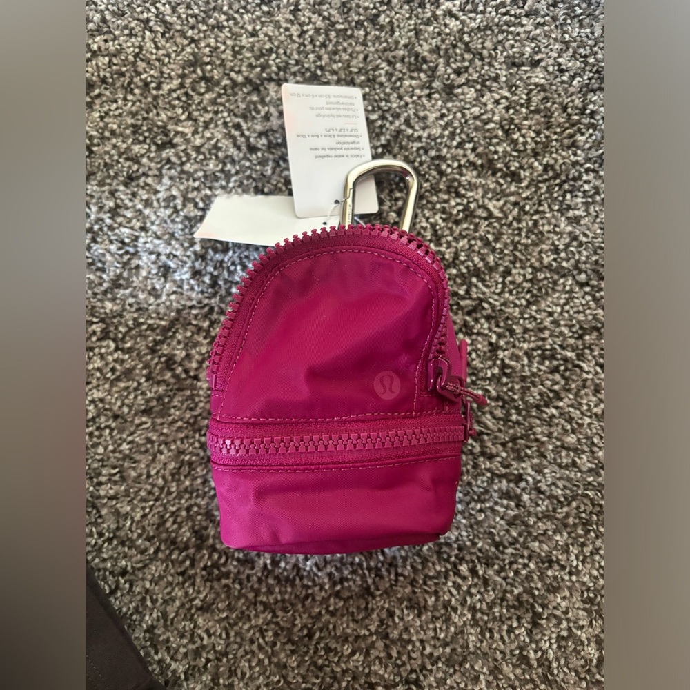 COPY - lululemon NANO city adventurer backpack